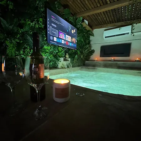 Nessa With A Private Jacuzzi * Krk Town